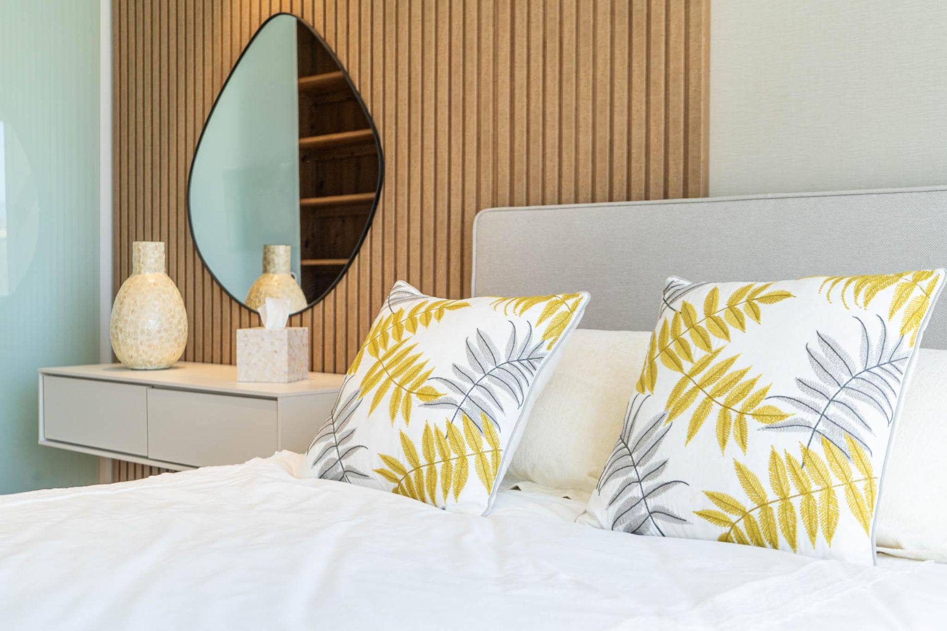 Chambre à coucher 1