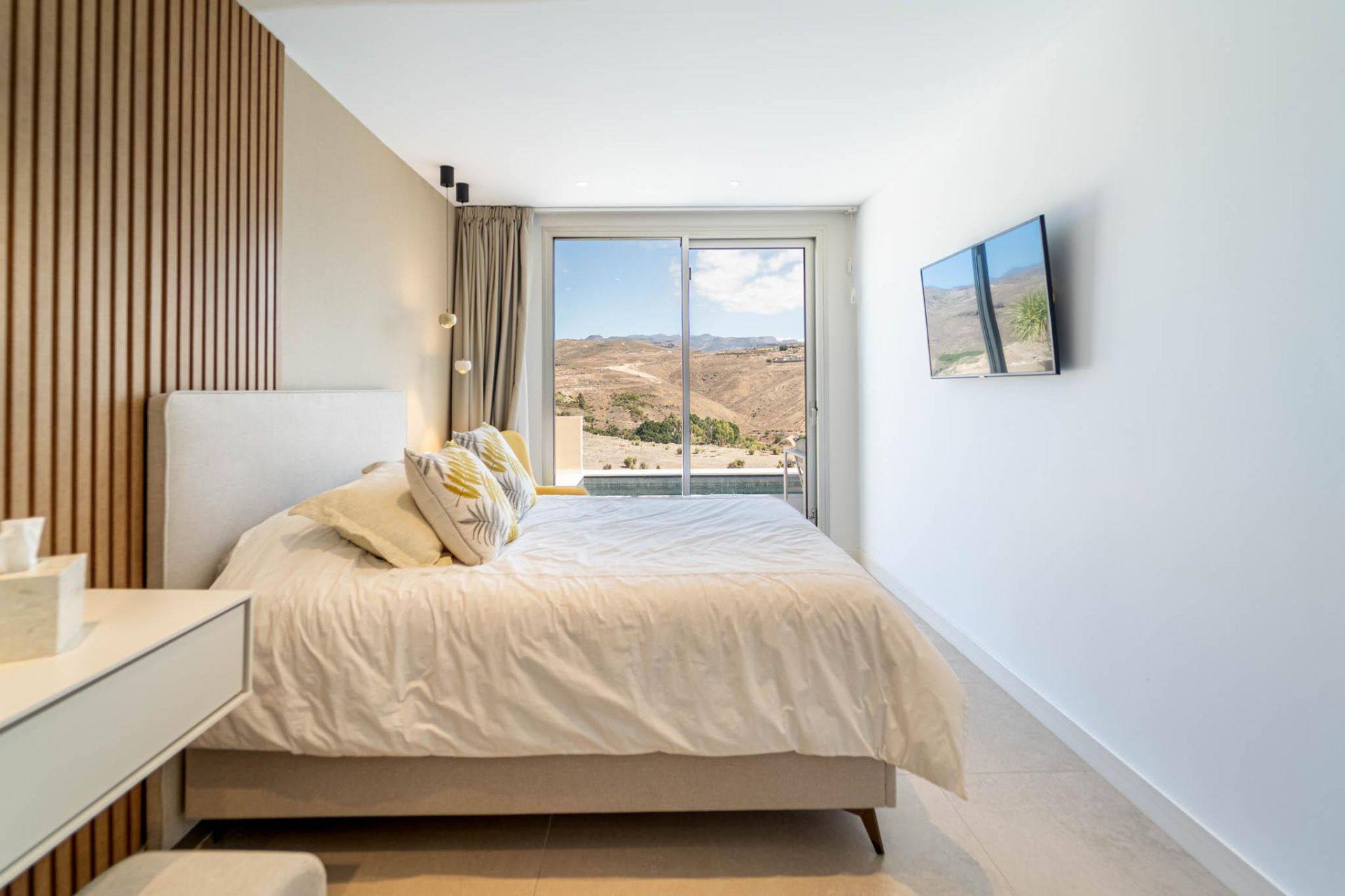 Chambre à coucher 1