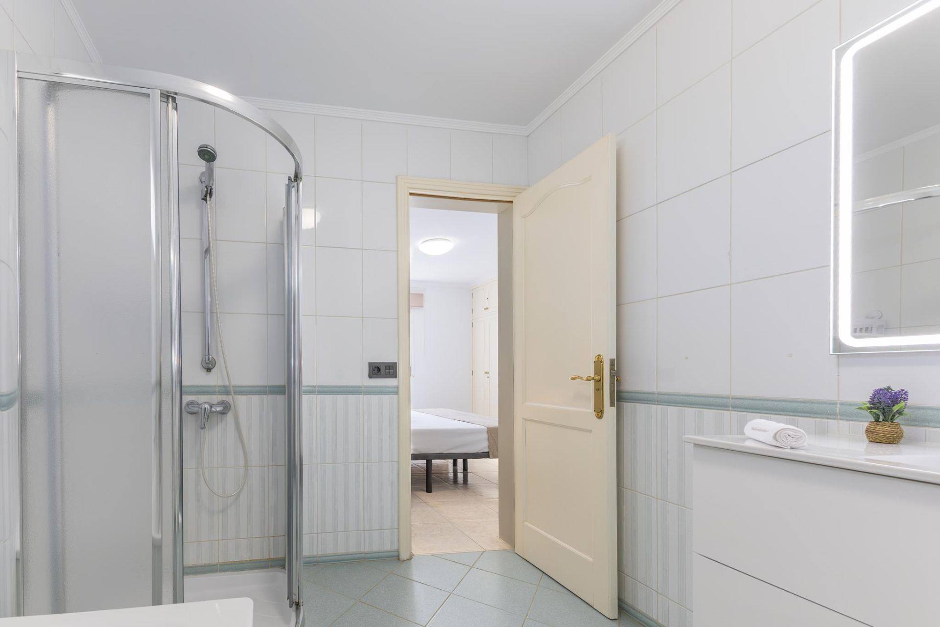 Salle de bain 1