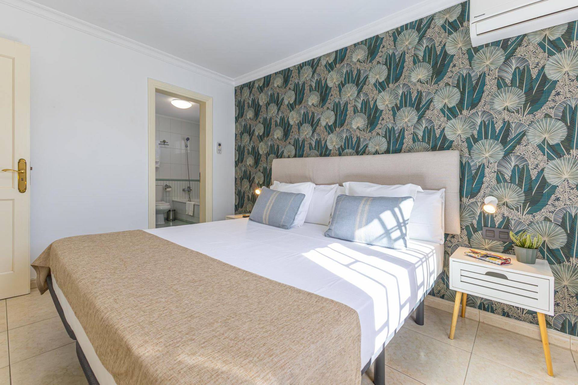 Chambre à coucher 1