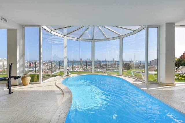 Seaviews Holiday Rental