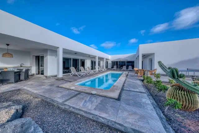 Nature Oasis HolidayRentals365
