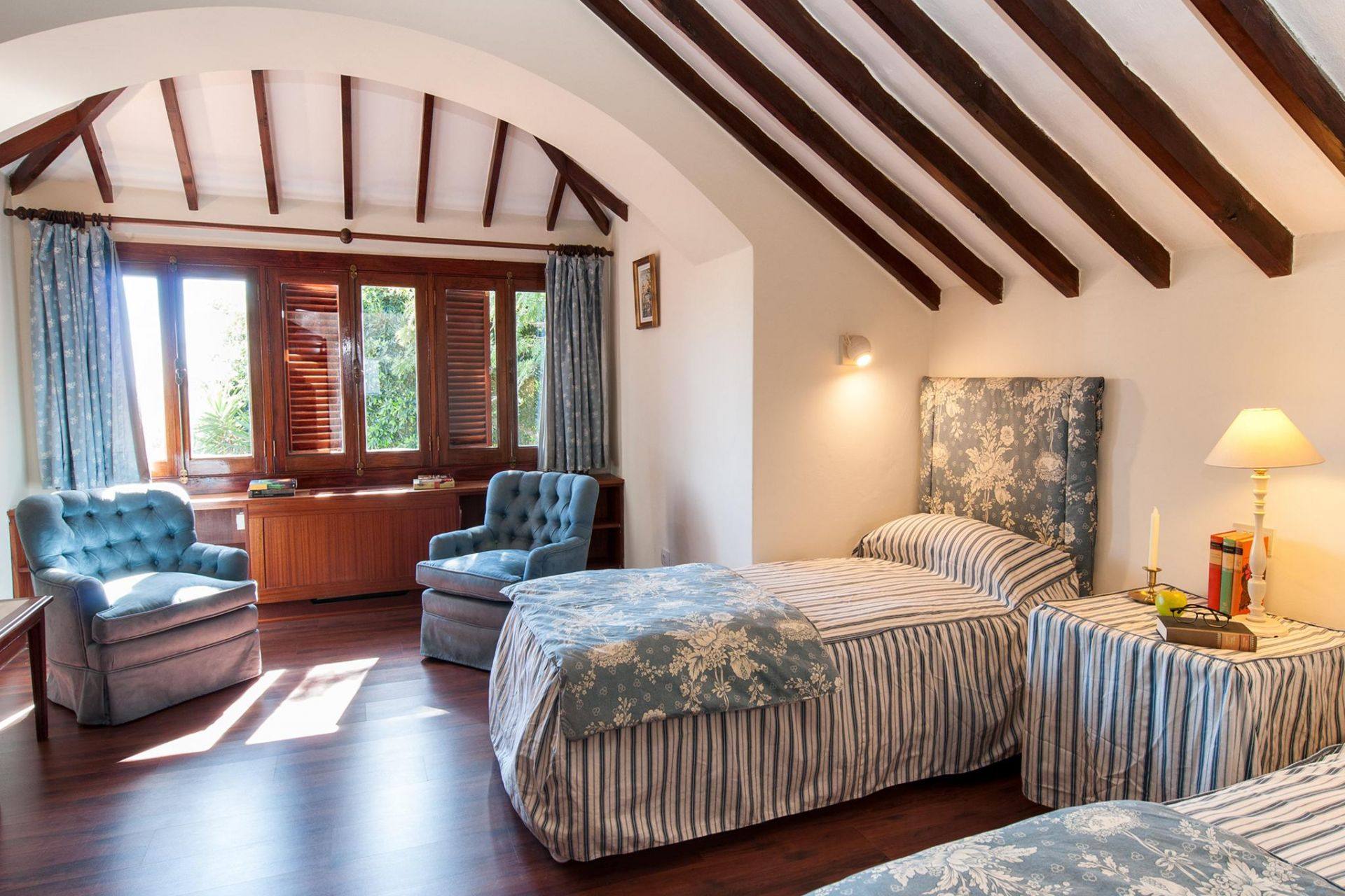 Chambre à coucher 4
