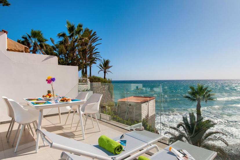 Luxury Bungalow Playa del Aguila II